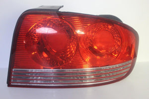 2002-2005 HYUNDAI SONATA  RIGHT PASSENGER SIDE TAIL LIGHT re# biggs - BIGGSMOTORING.COM