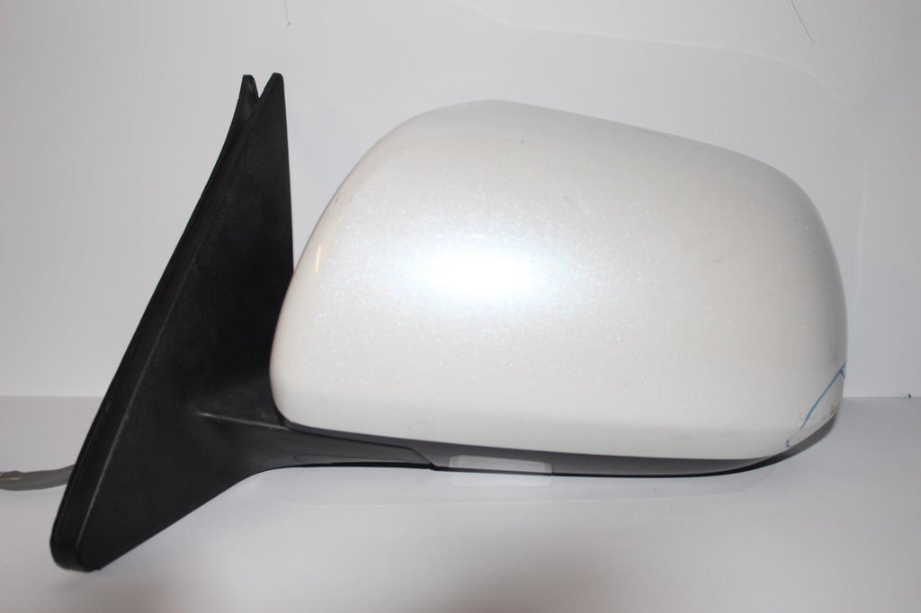 2008-2013 TOYOTA HIGHLANDER  DRIVER LEFT SIDE POWER DOOR MIRROR WHITE