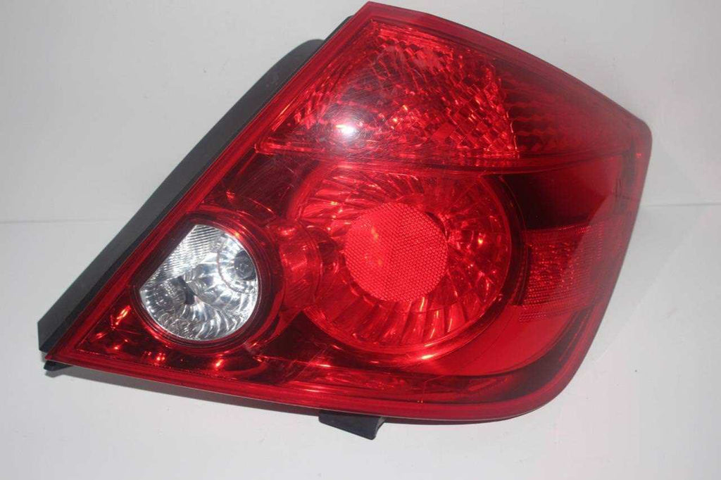 2005-2007 SCION TC  PASSENGER SIDE TAIL LIGHT 27959 - BIGGSMOTORING.COM