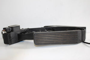 2000-2006 MERCEDES BENZ S500 W220 GAS PEDAL ACCELERATOR A 220 300 00 04 - BIGGSMOTORING.COM