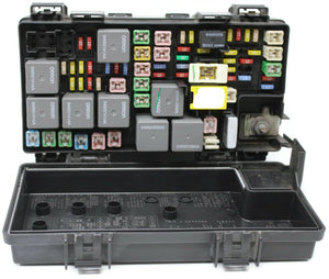 2008-2009 Dodge Caravan Journey TIPM Integrated Power Fuse Box Module 56049720AT