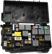 2008-2009 Jeep Wrangler Totally Integrated Fuse Box JKB0CC04E9