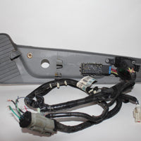 2005-2008 FORD MUSTANG DRIVER SIDE SEAT VALANCE W/ SWITCH TRIM 6R33-7662187-AB - BIGGSMOTORING.COM