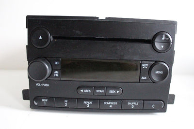 2005-2006 FORD F250 F350  RADIO STEREO CD PLAYER 6C3T-18C869-AB - BIGGSMOTORING.COM