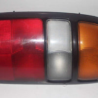 2004-2006 TAHOE YUKON SUBURBAN DRIVER LEFT SIDE TAIL LIGHT 26863 - BIGGSMOTORING.COM