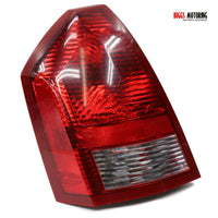 2005-2007 Chrysler 300  Driver Left Side Rear Tail Light 33152 - BIGGSMOTORING.COM