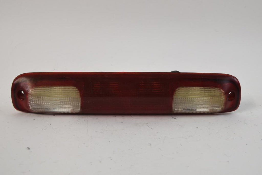 1999-2006 CHEVY SILVERADO SIERRA HIGH MOUNT BRAKE 3RD REAR LIGHT 16525206 - BIGGSMOTORING.COM