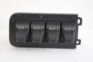 2005-2007 FORD F250 F350 SUPER DUTY AUXILIARY UPFITTER SWITCHES 5C3T-13D734 - BIGGSMOTORING.COM